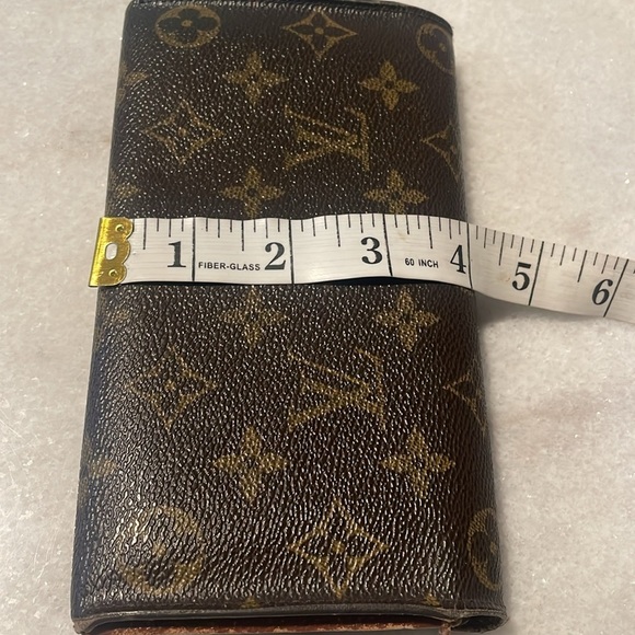 Vintage Louis Vuitton wallet - Picture 13 of 14